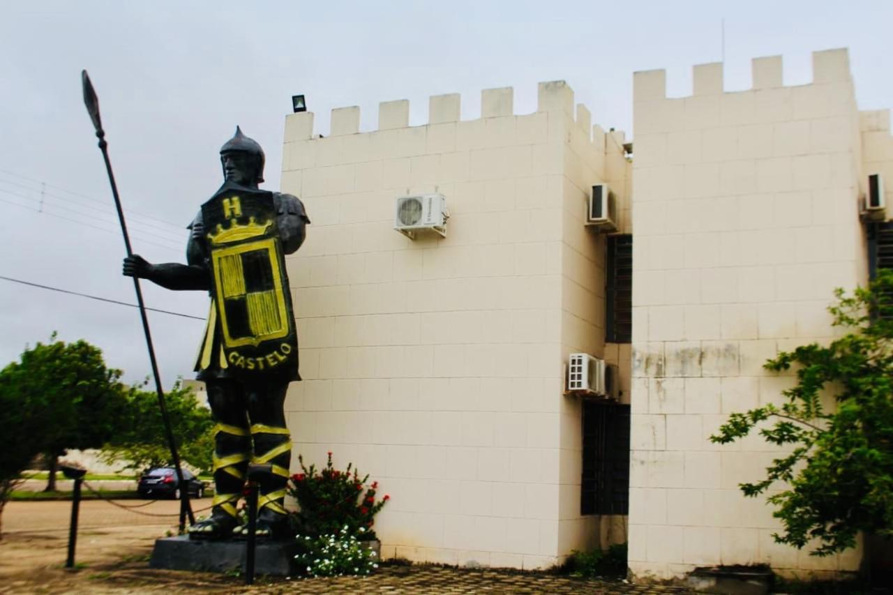 Castelo Palmas To Hotel 2*
